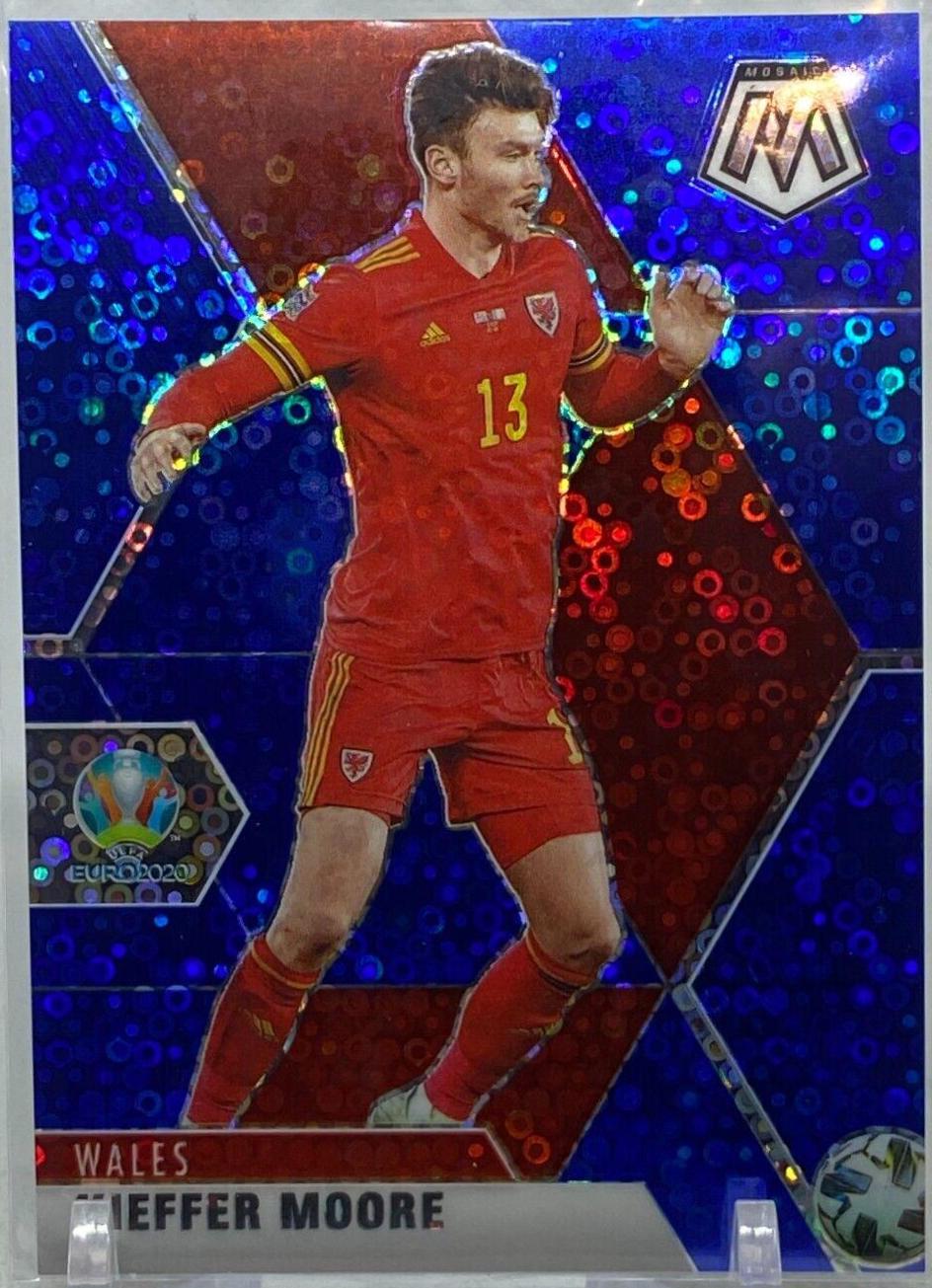 Kieffer Moore [Blue Circle] #198