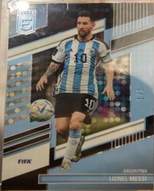 Lionel Messi [Black Disco] #18