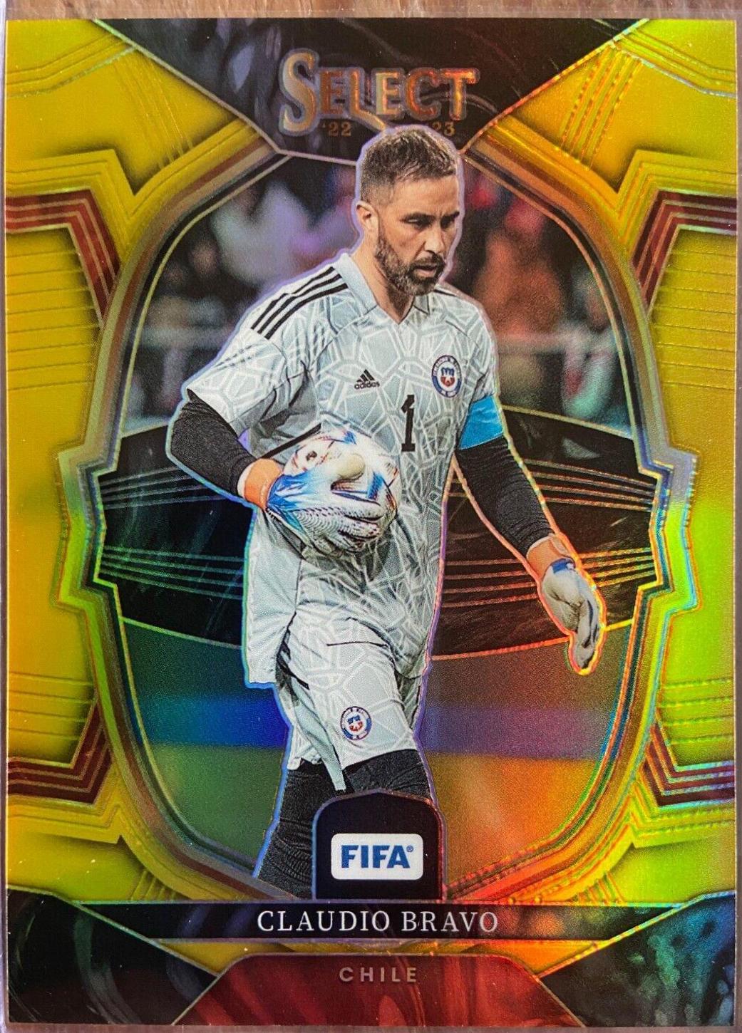 Claudio Bravo [Gold] #84