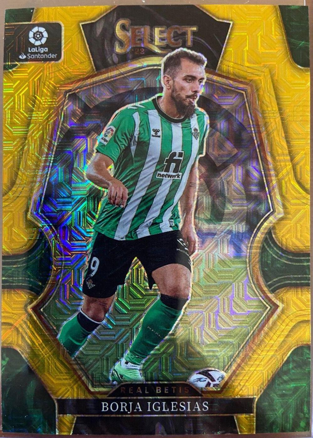 Borja Iglesias [Gold Wave] #154