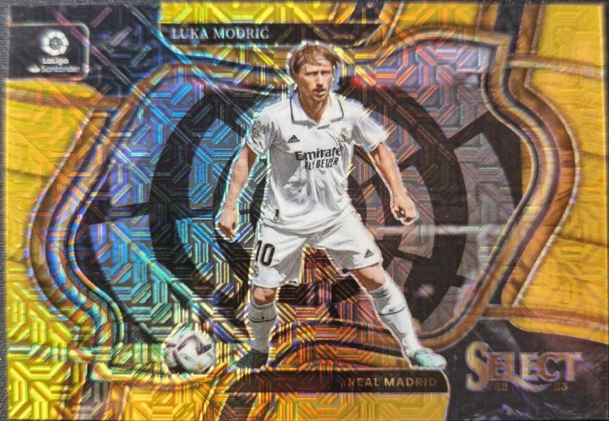 Luka Modric [Gold Mojo] #230