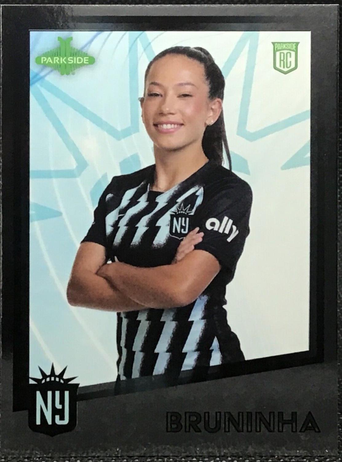 Bruninha [Foil] #25