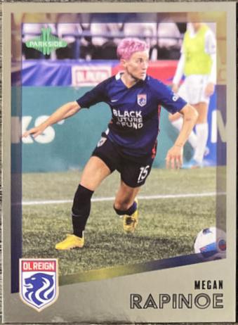 Megan Rapinoe [Foil] #132