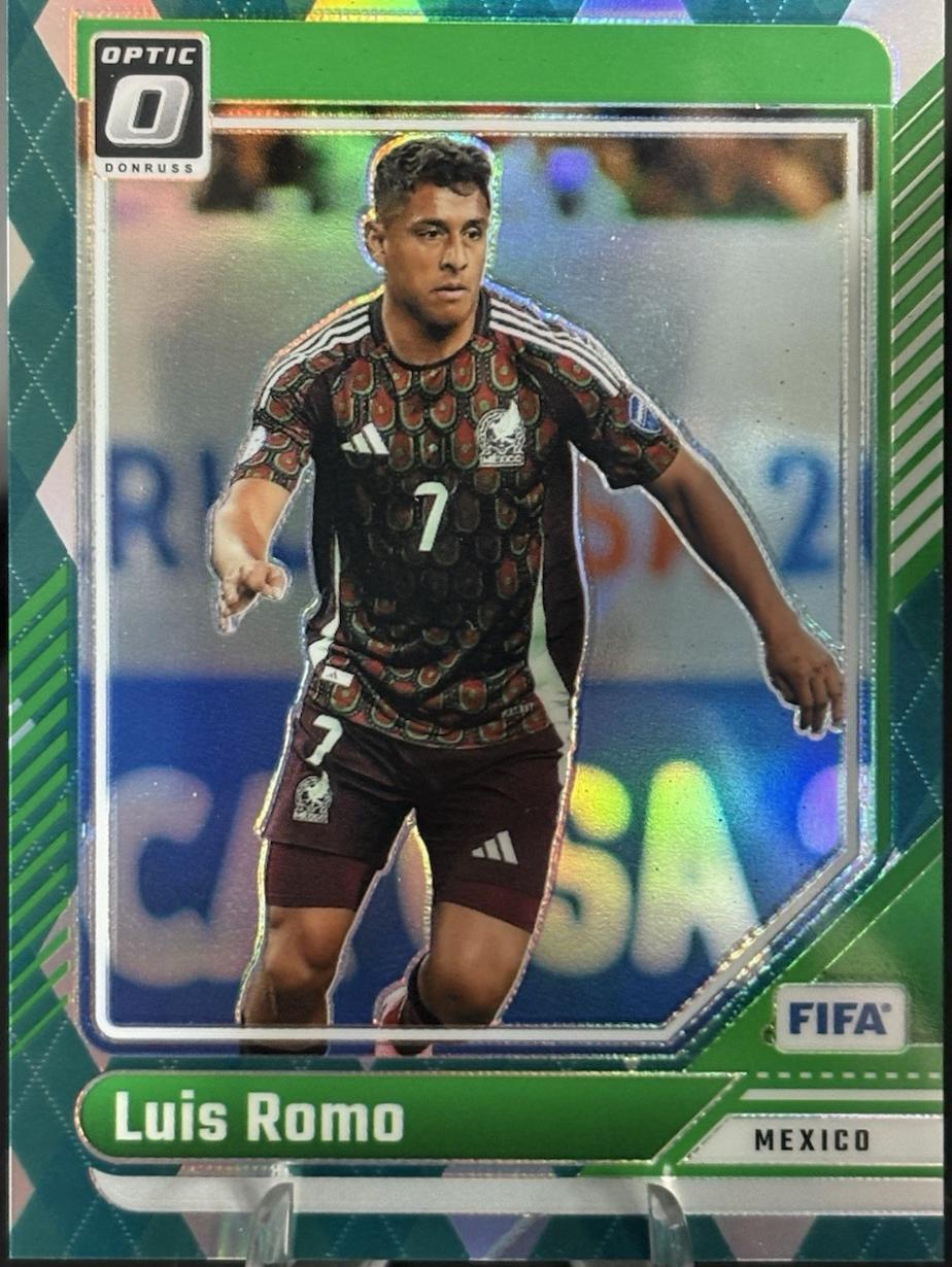 Luis Romo [Argyle Optic] #42