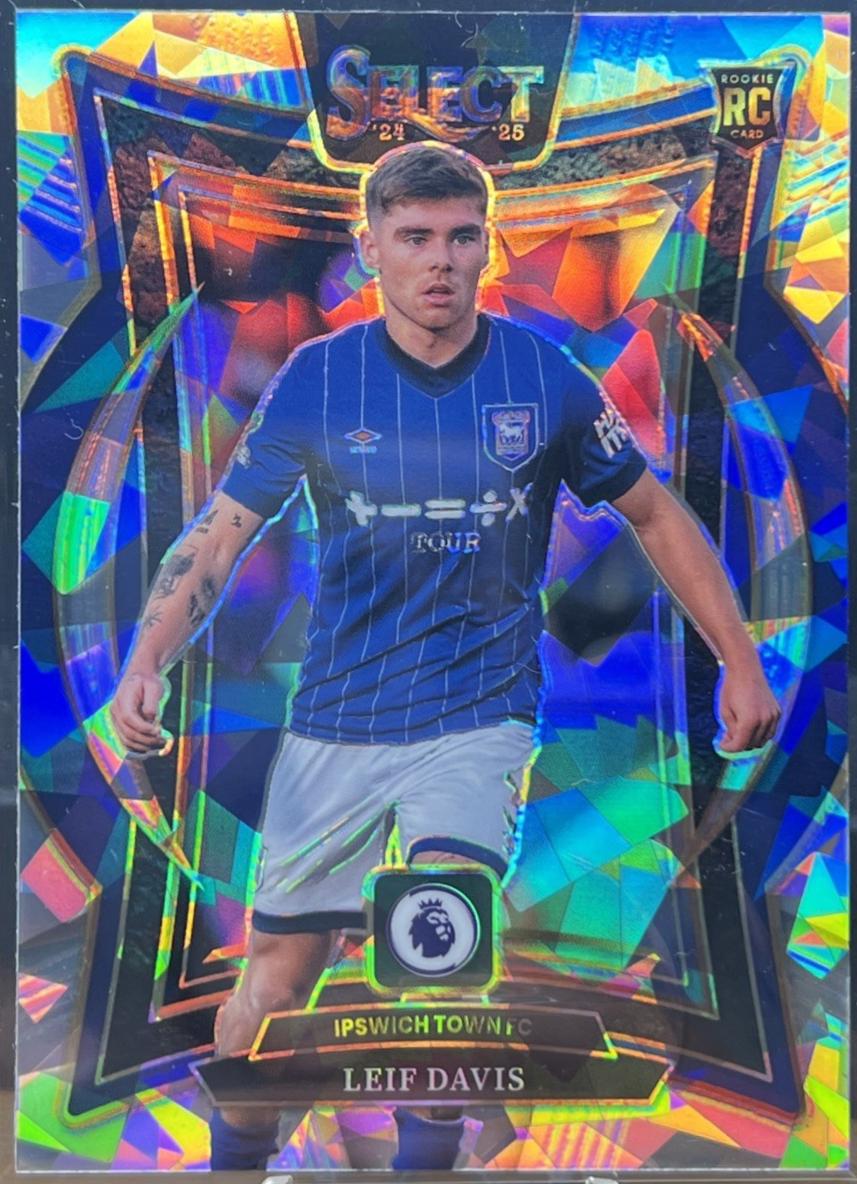 Leif Davis [Ice] #17