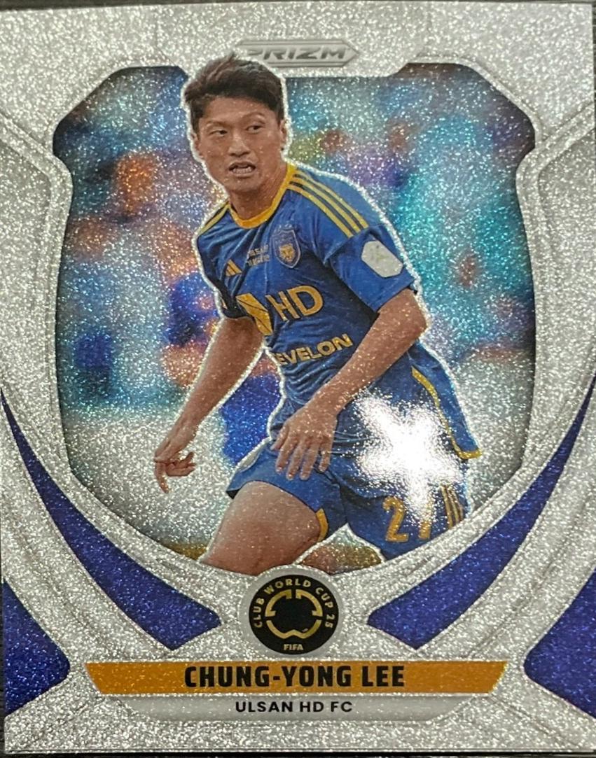 Chung-Yong Lee [Glitter] #188