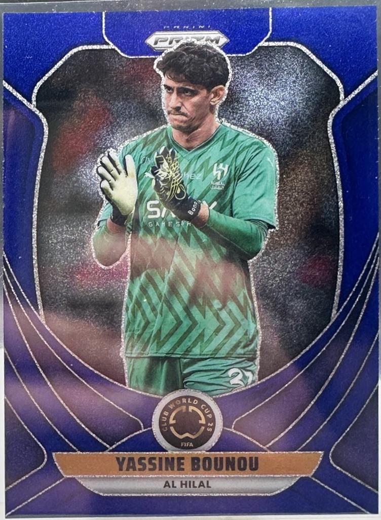 Yassine Bounou [Blue Glitter] #18