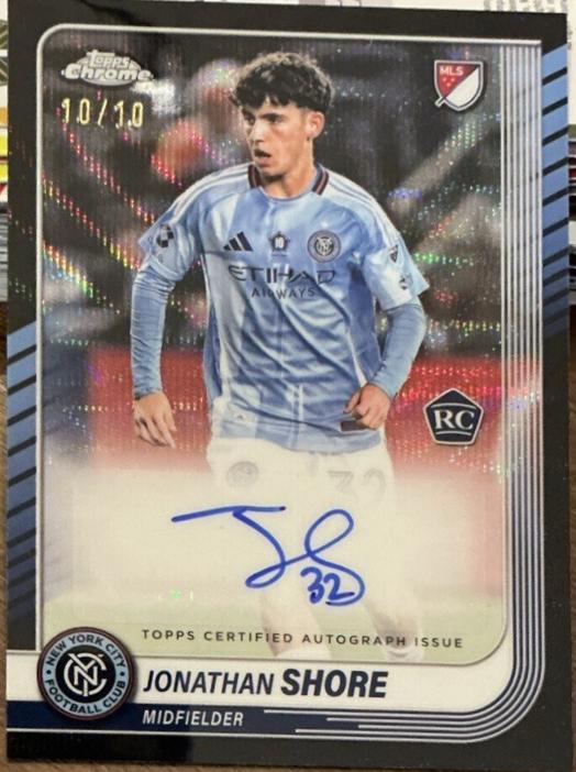 Jonathan Shore [Black Refractor] #80