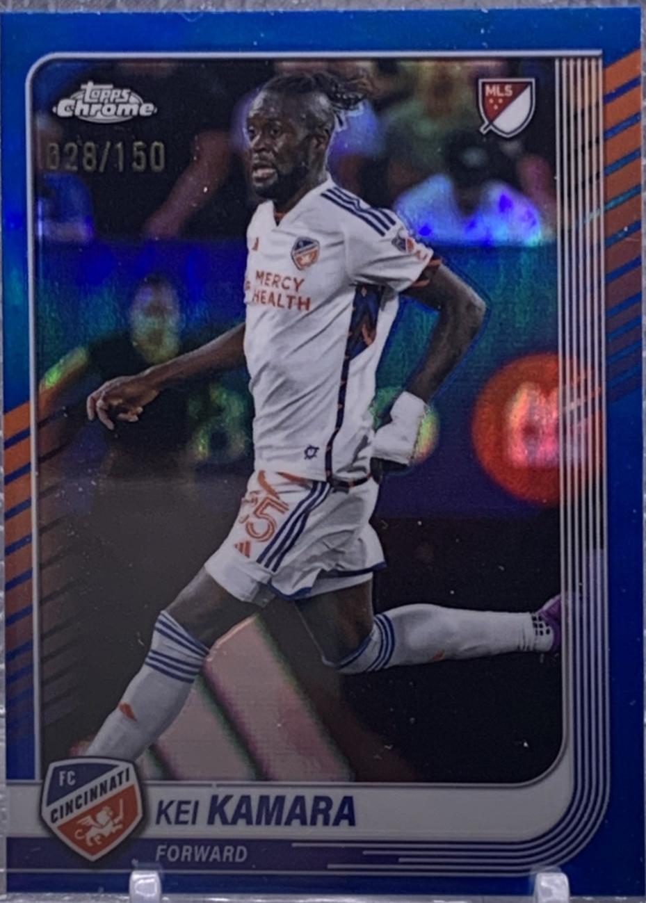 Kei Kamara [Blue Refractor] #102