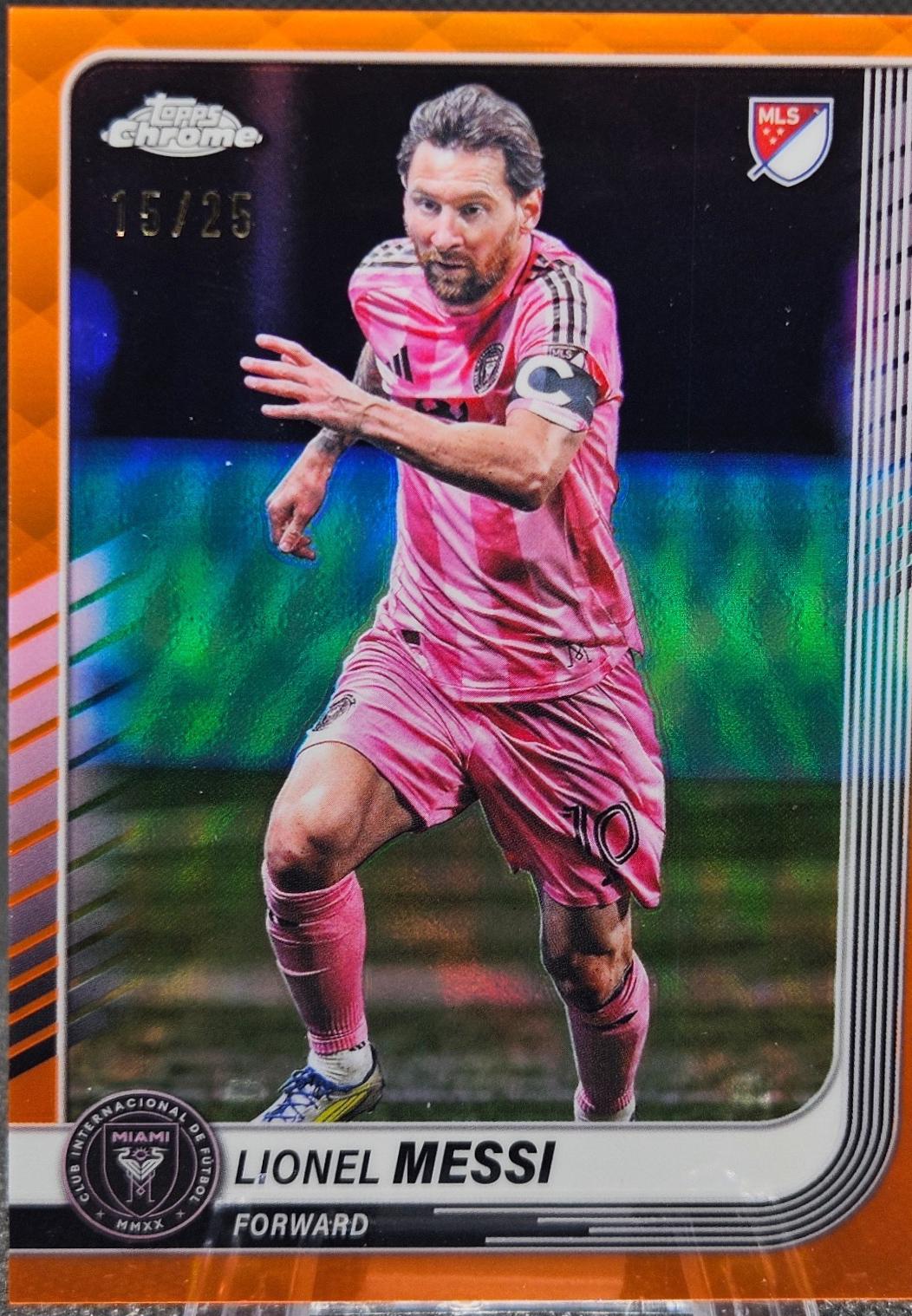 Lionel Messi [Orange Refractor] #10