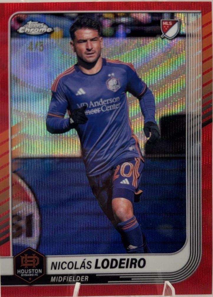 Nicolas Lodeiro [Red Wave Refractor] #55