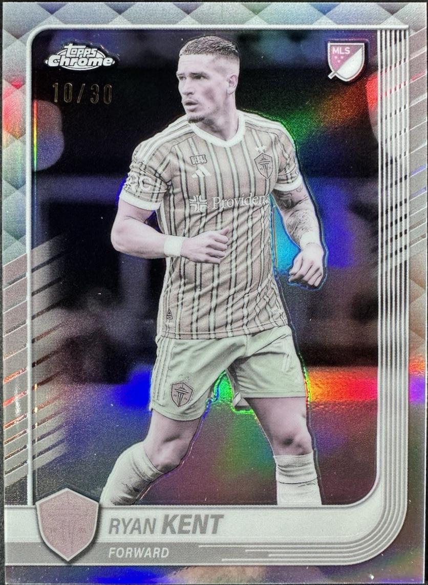 Ryan Kent [Pearl Refractor] #22
