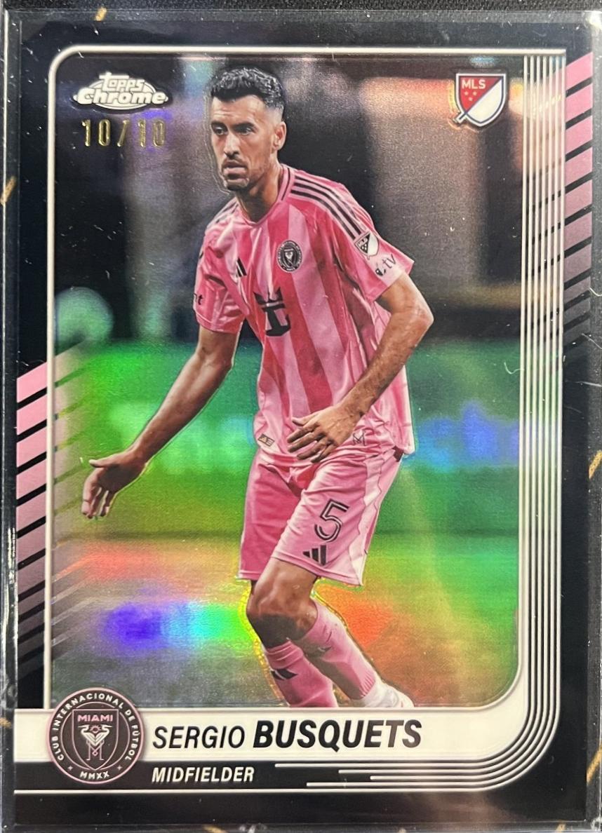Sergio Busquets [Black Refractor] #88