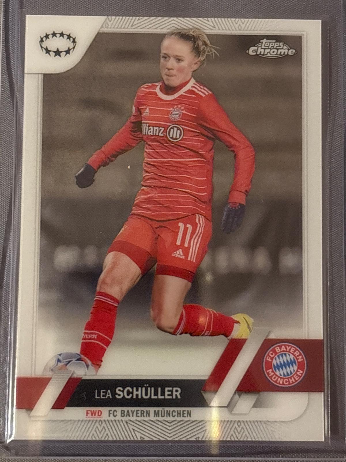 Lea Schuller #44