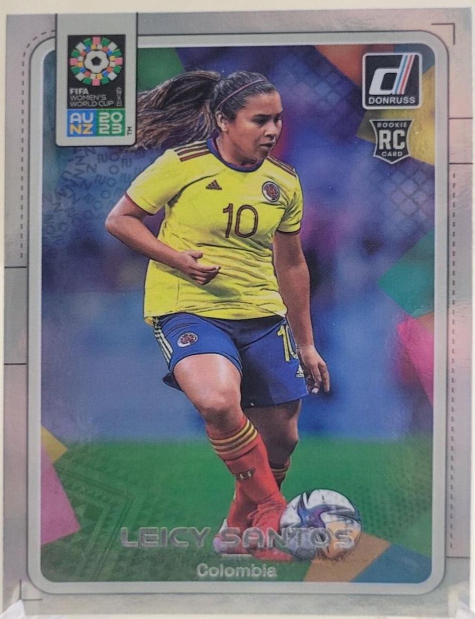 Leicy Santos [Silver] #34