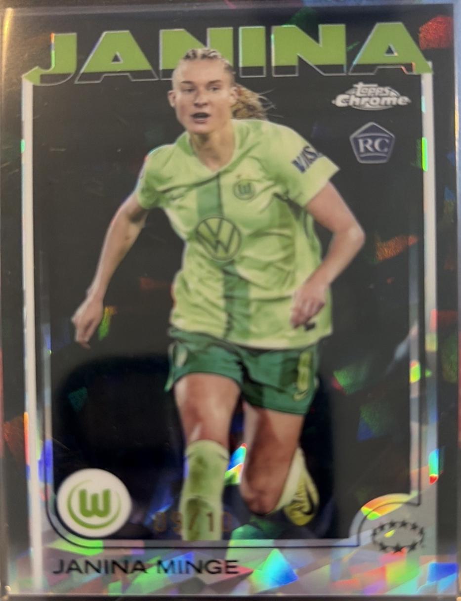 Janina Minge [Black Refractor] #94