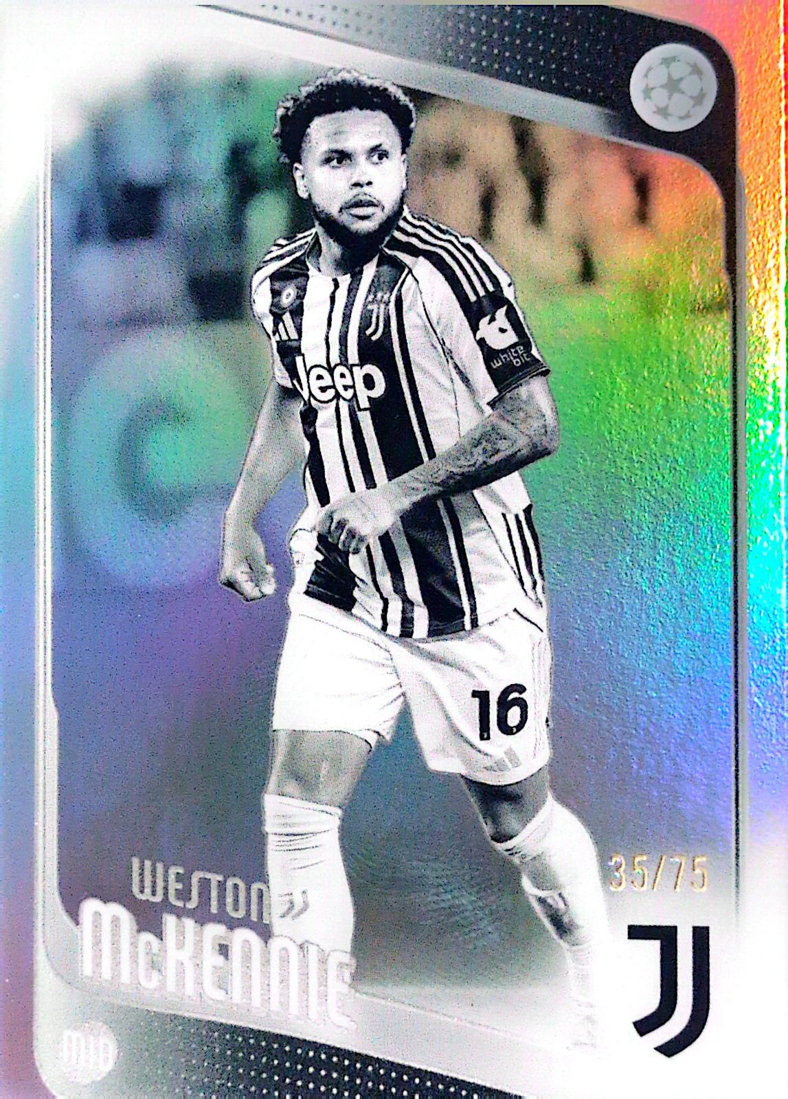 Weston McKennie [Black White] #15