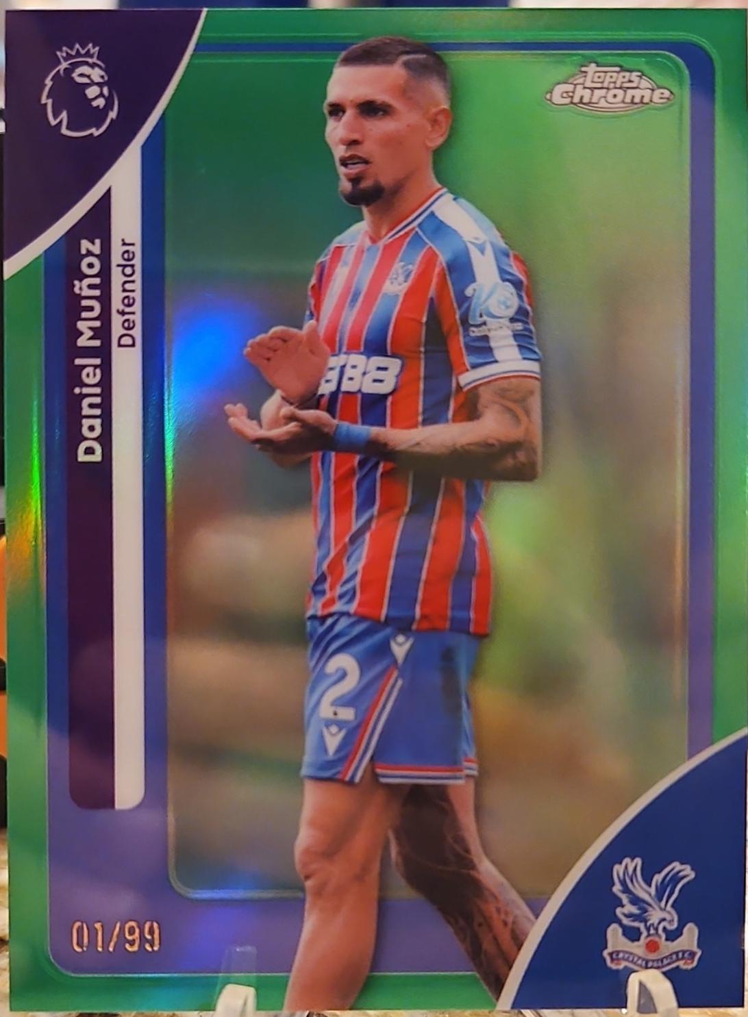 Daniel Munoz [Green Refractor] #80