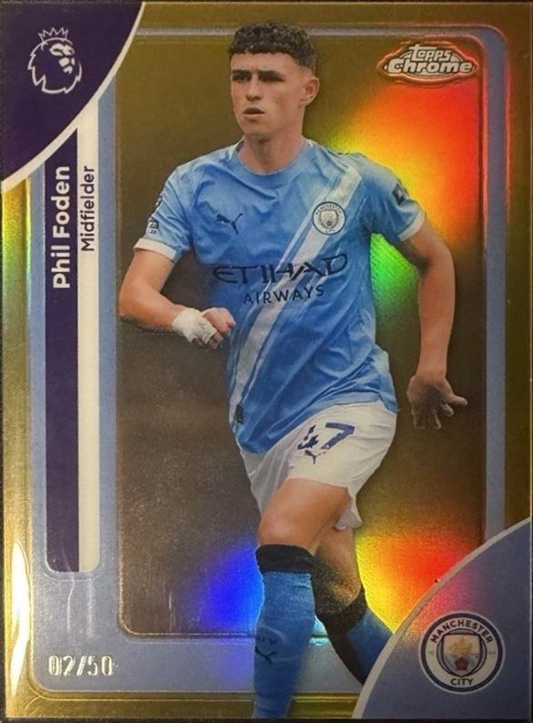 Phil Foden [Gold Refractor] #124