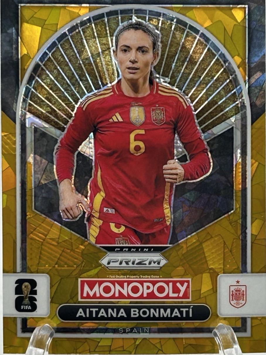 Christine Sinclair [Gold Cracked Ice] #100