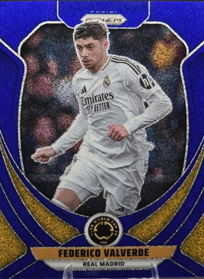 Federico Valverde [Blue Glitter] #160