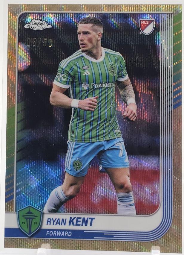 Ryan Kent [Gold Wave Refractor] #22