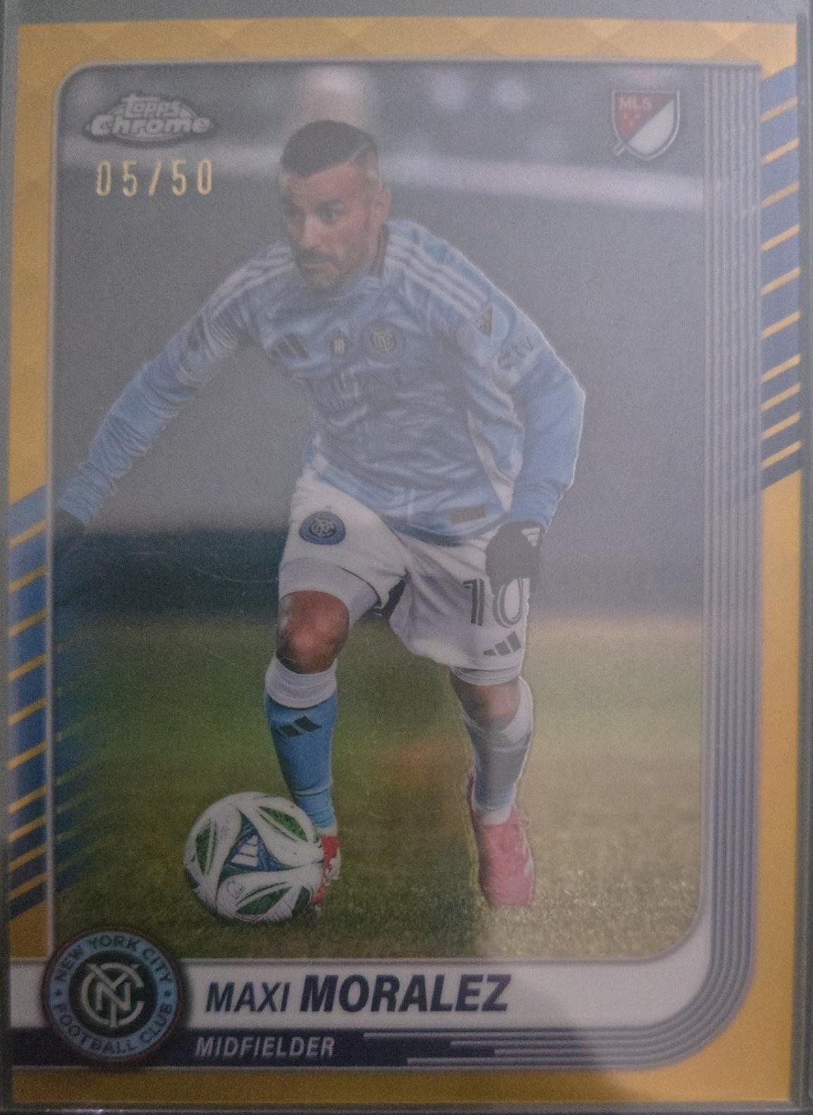 Maxi Moralez [Gold Refractor] #112