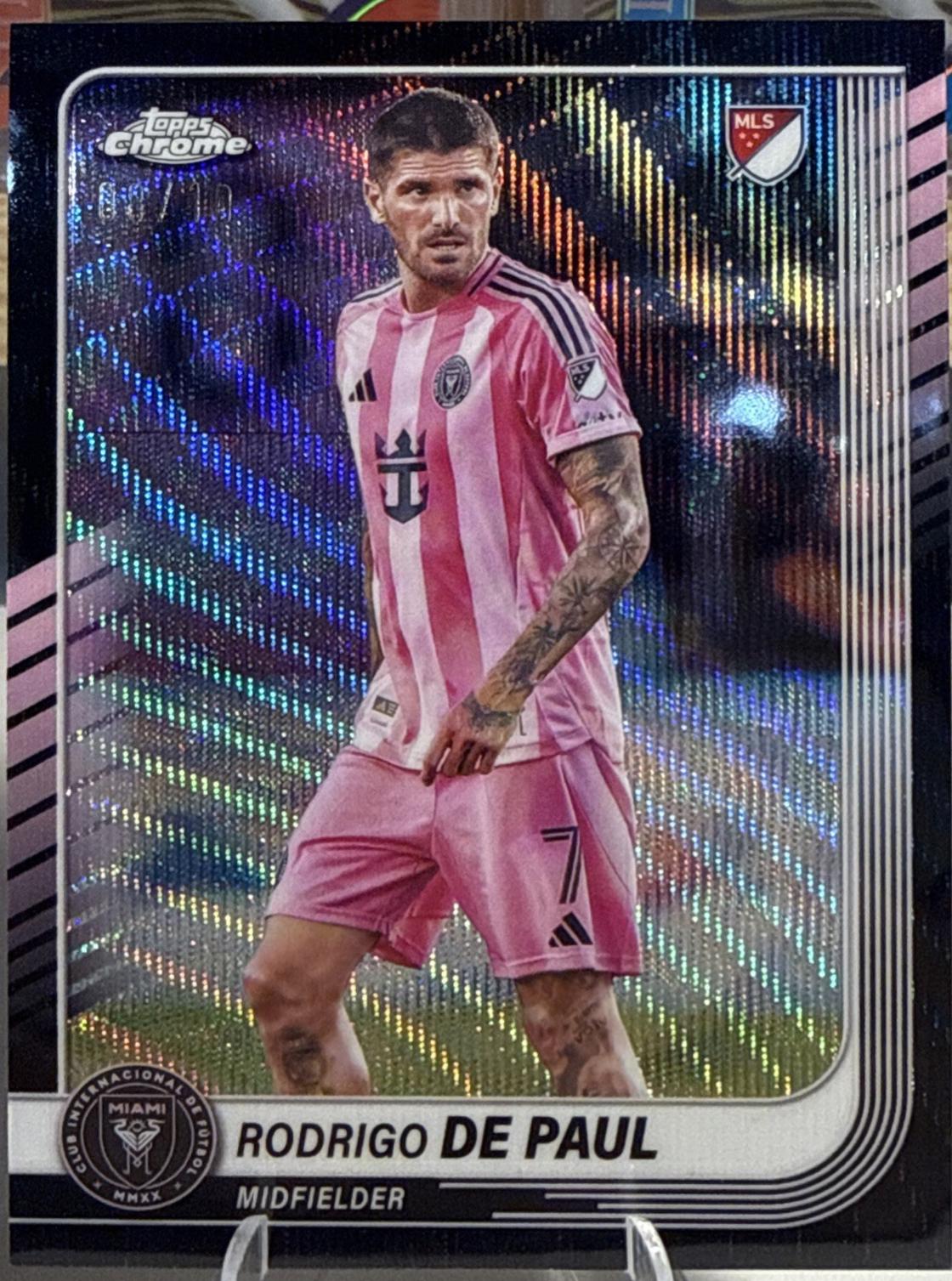Rodrigo De Paul [Black Wave Refractor] #134