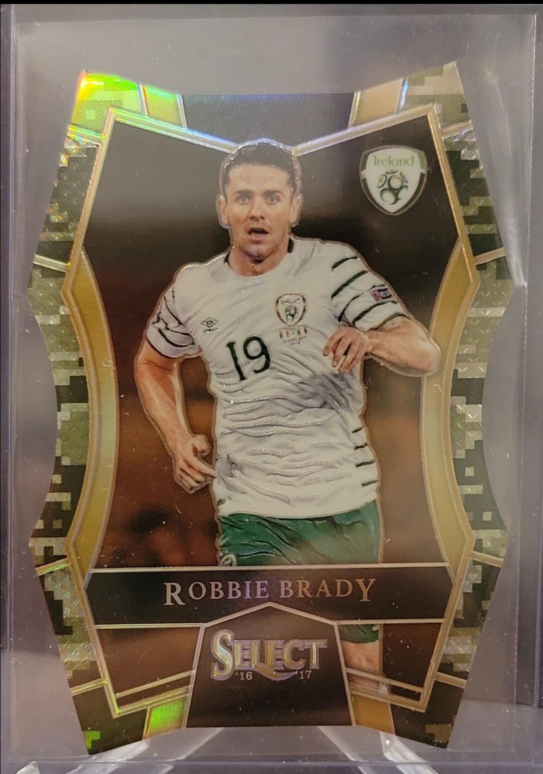 Robbie Brady [Camo Prizm Die Cut] #179