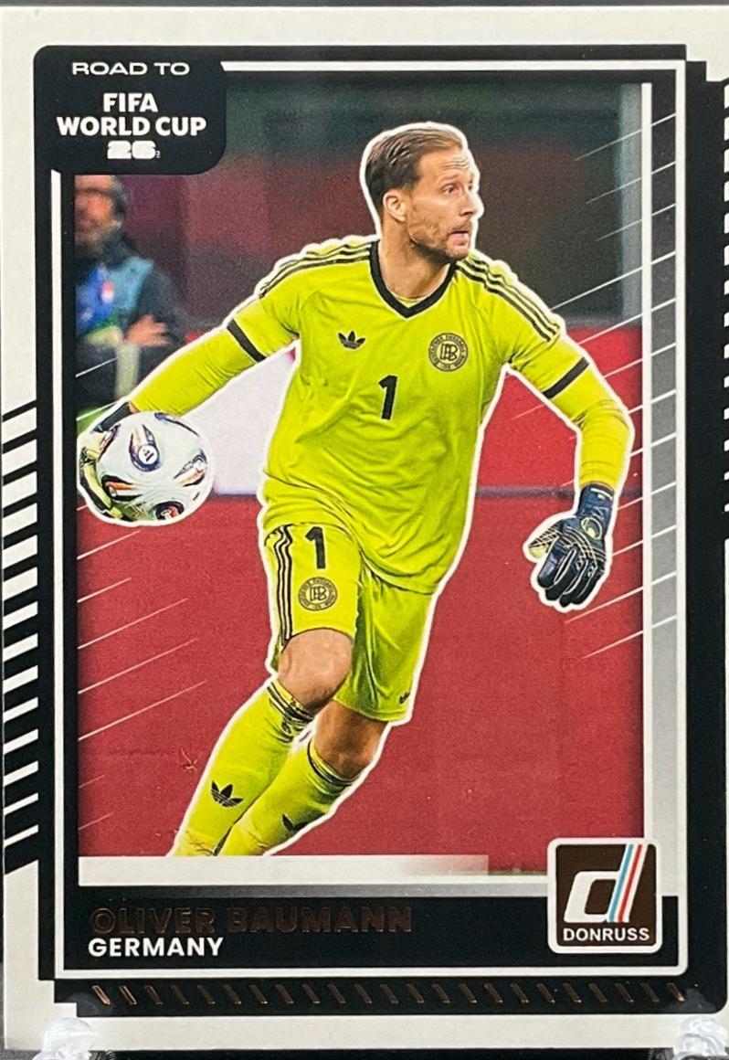 Oliver Baumann #32