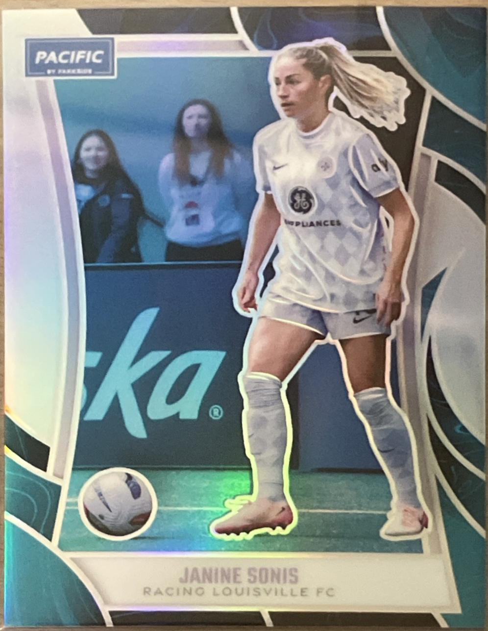 Janine Sonis #38