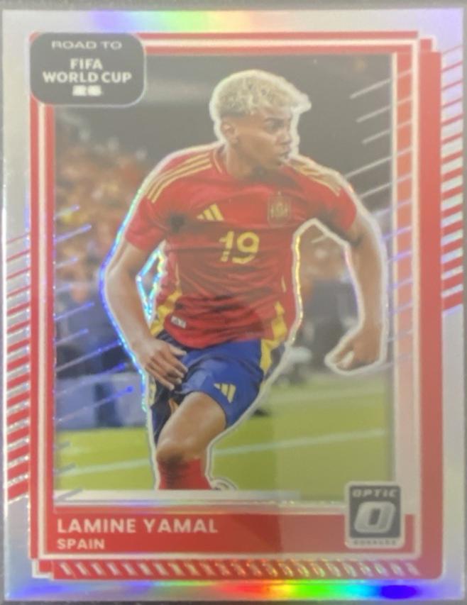 Lamine Yamal [Holo Optic] #10