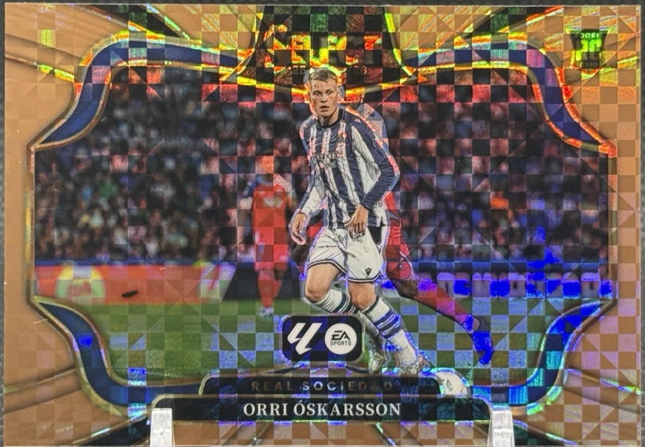 Orri Oskarsson [Bronze Checker] #245