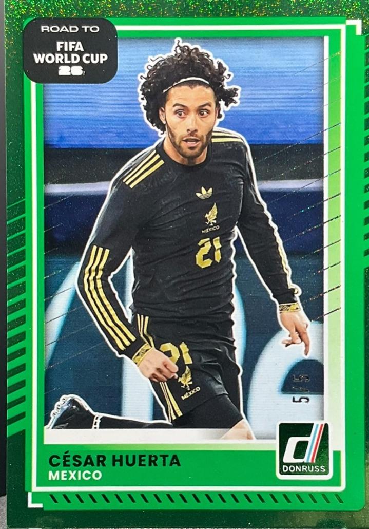 Cesar Huerta [Green] #77