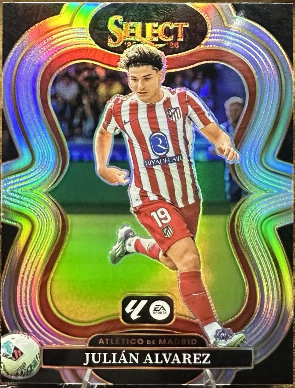 Julian Alvarez [Silver] #125