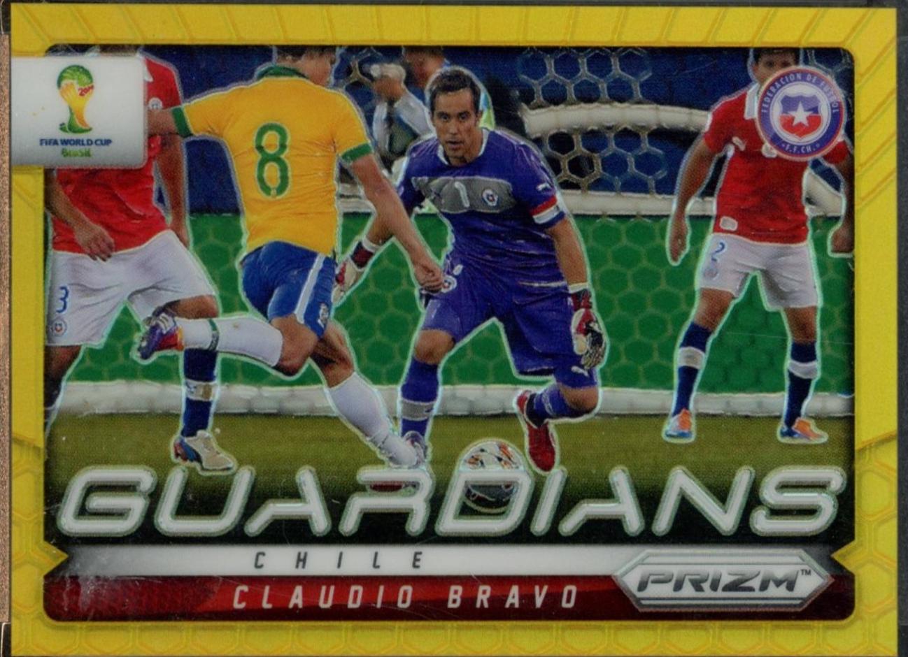 Claudio Bravo [Gold Prizm] #7