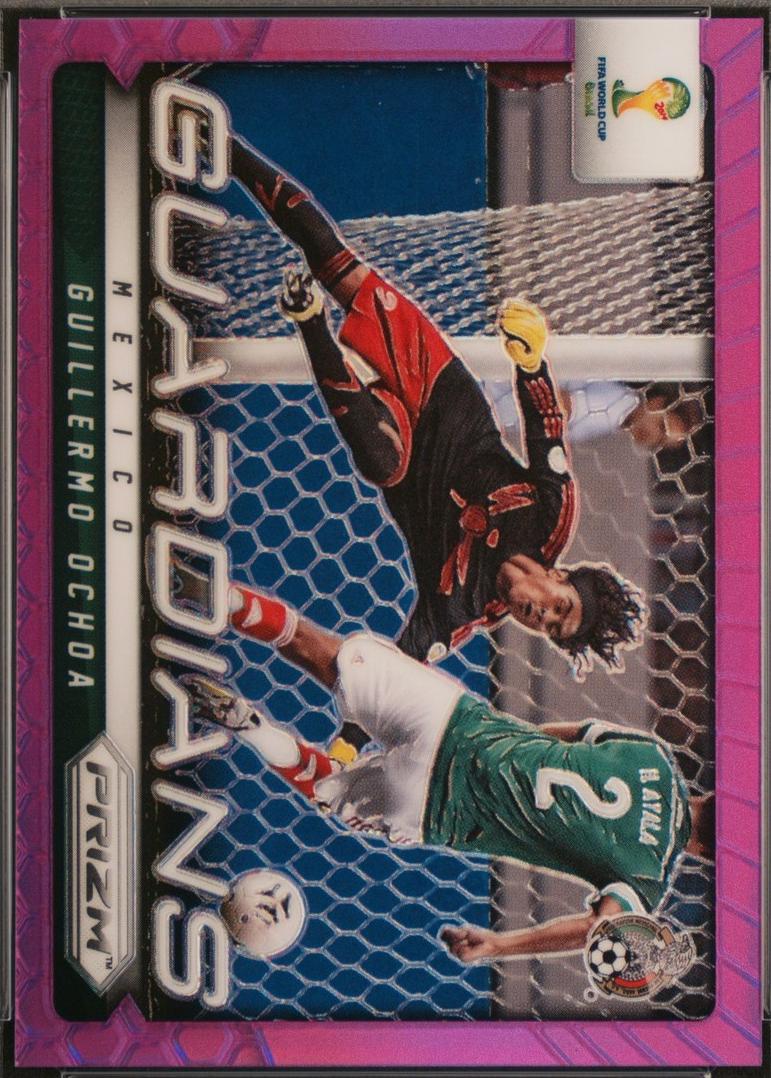 Guillermo Ochoa [Purple Prizm] #17