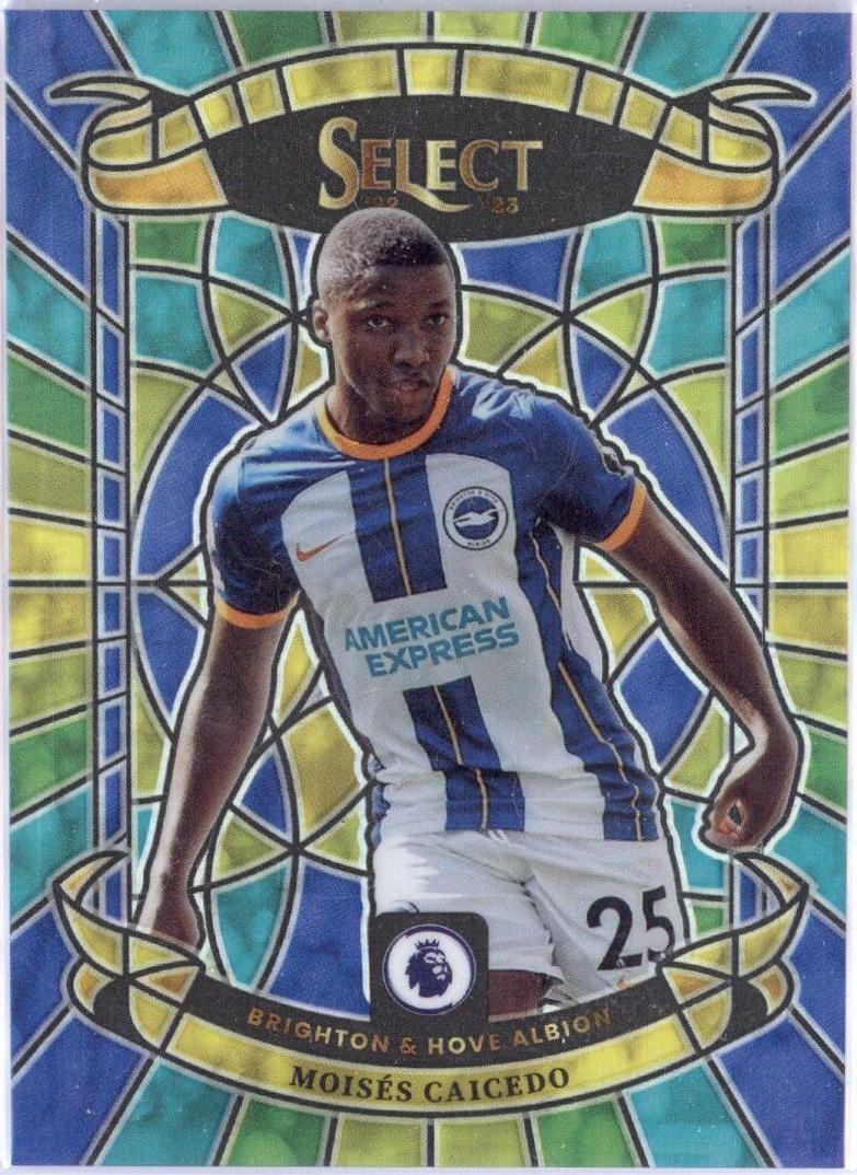 Moises Caicedo #19