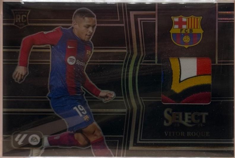 Vitor Roque [Black] #SM-VRQ