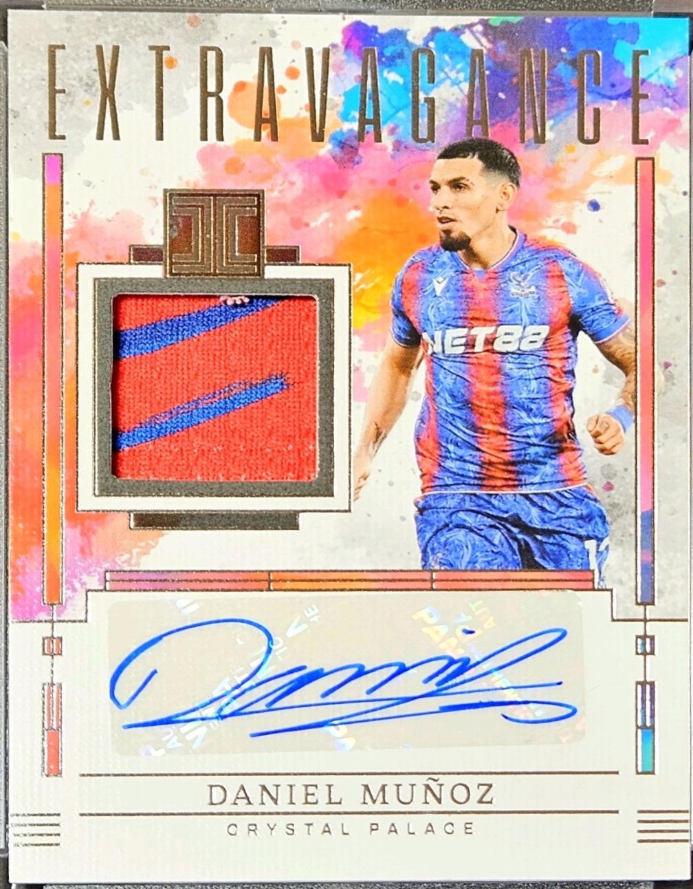 Daniel Munoz #5