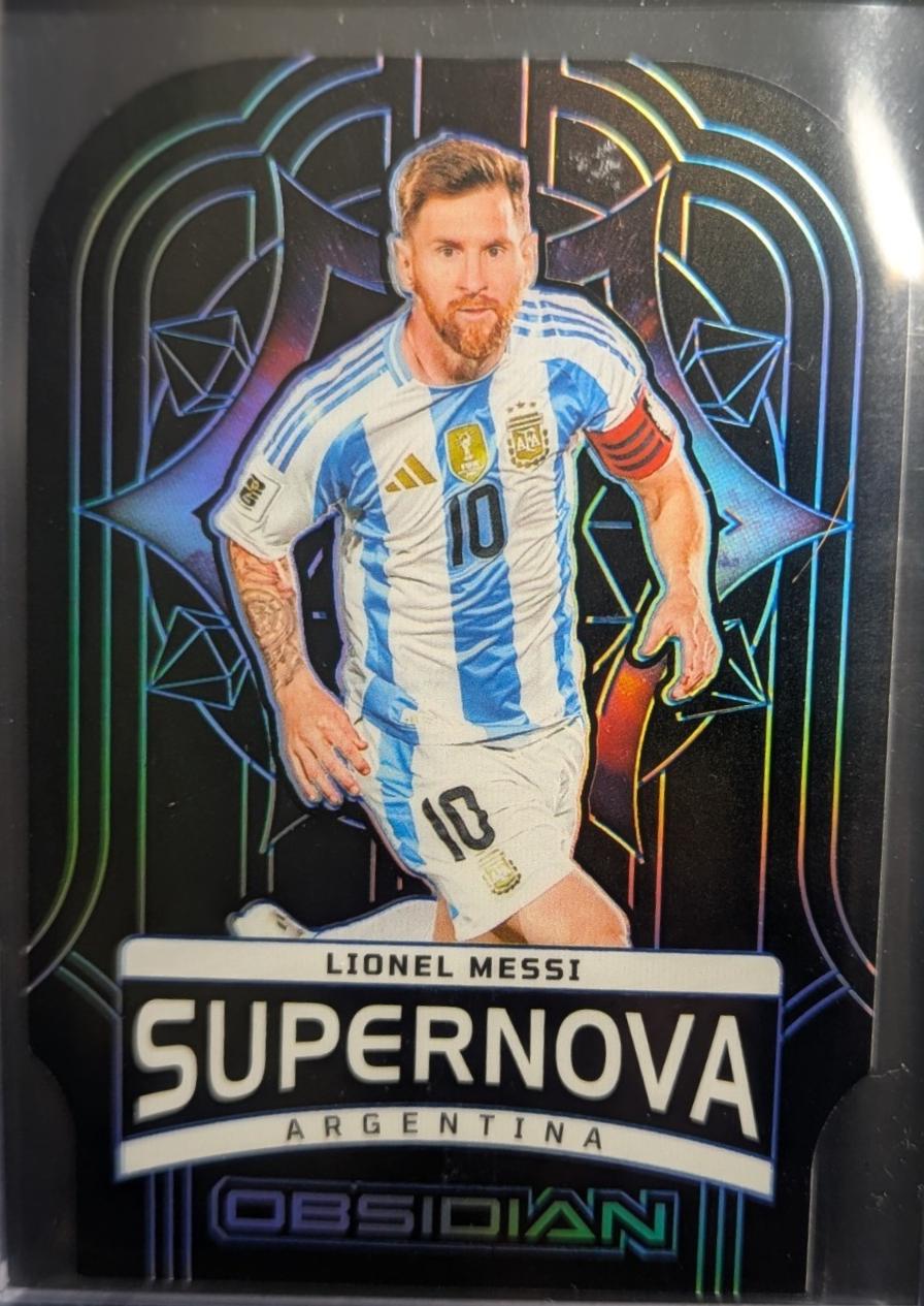 Lionel Messi [Electric Etch Blue] #10