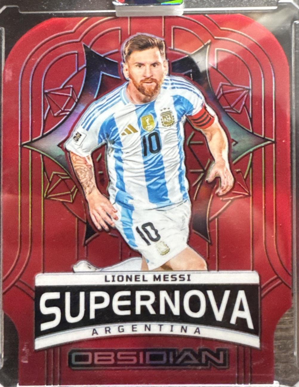 Lionel Messi [Electric Etch Red Flood] #10