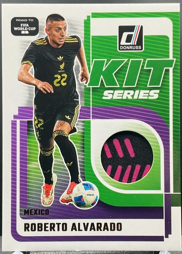 Roberto Alvarado #26