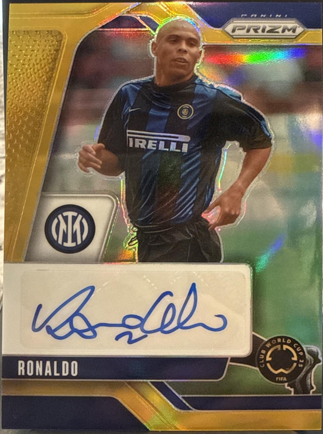 Ronaldo [Gold] #15