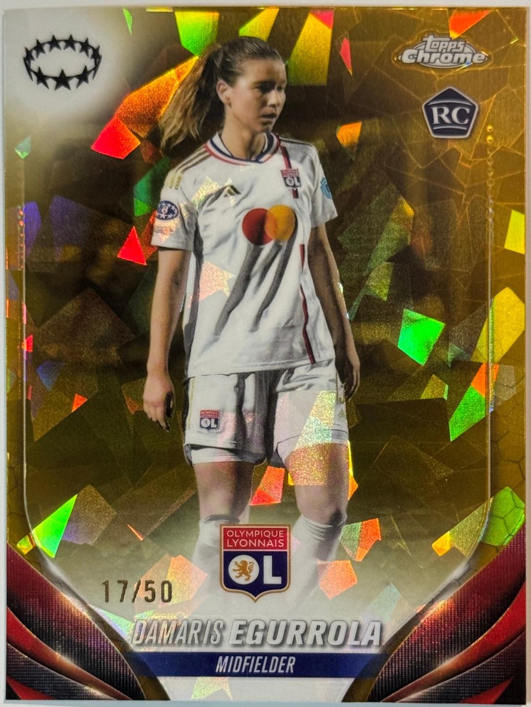 Damaris Egurrola [Gold Refractor] #69