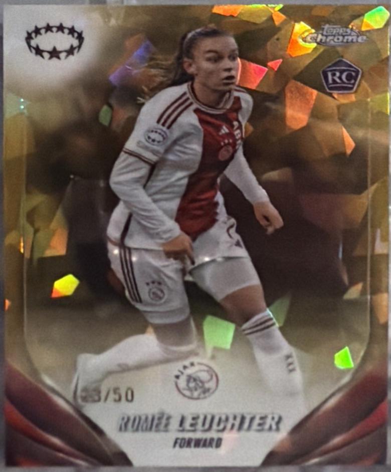 Romee Leuchter [Gold Refractor] #80