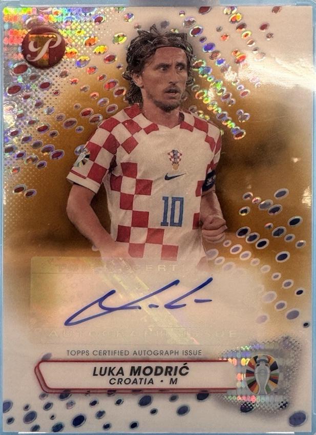 Luka Modric [Gold Refractor] #PA-LM