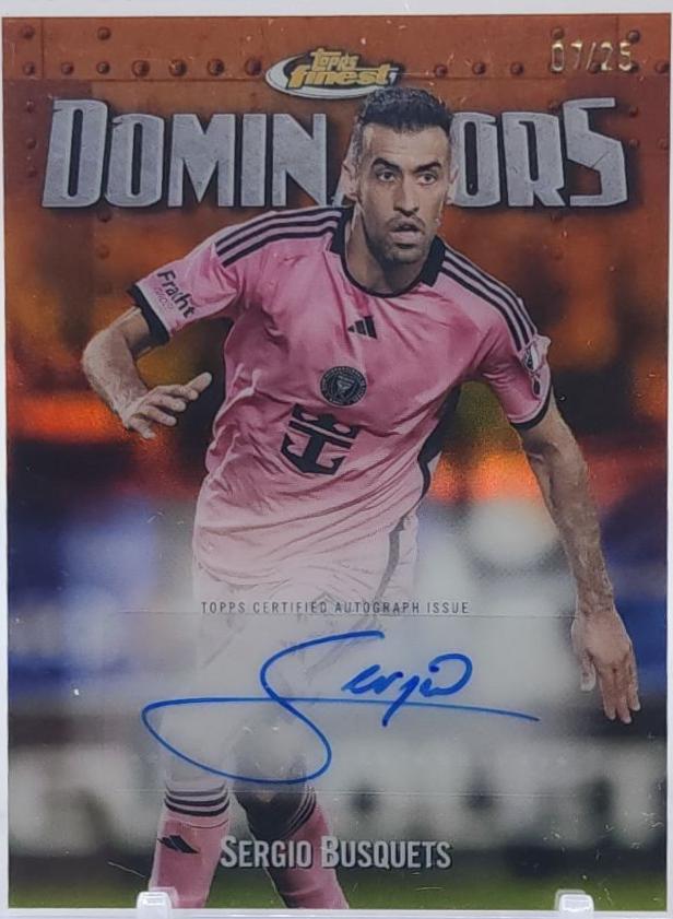 Sergio Busquets [Orange Refractor] #DOM-SB