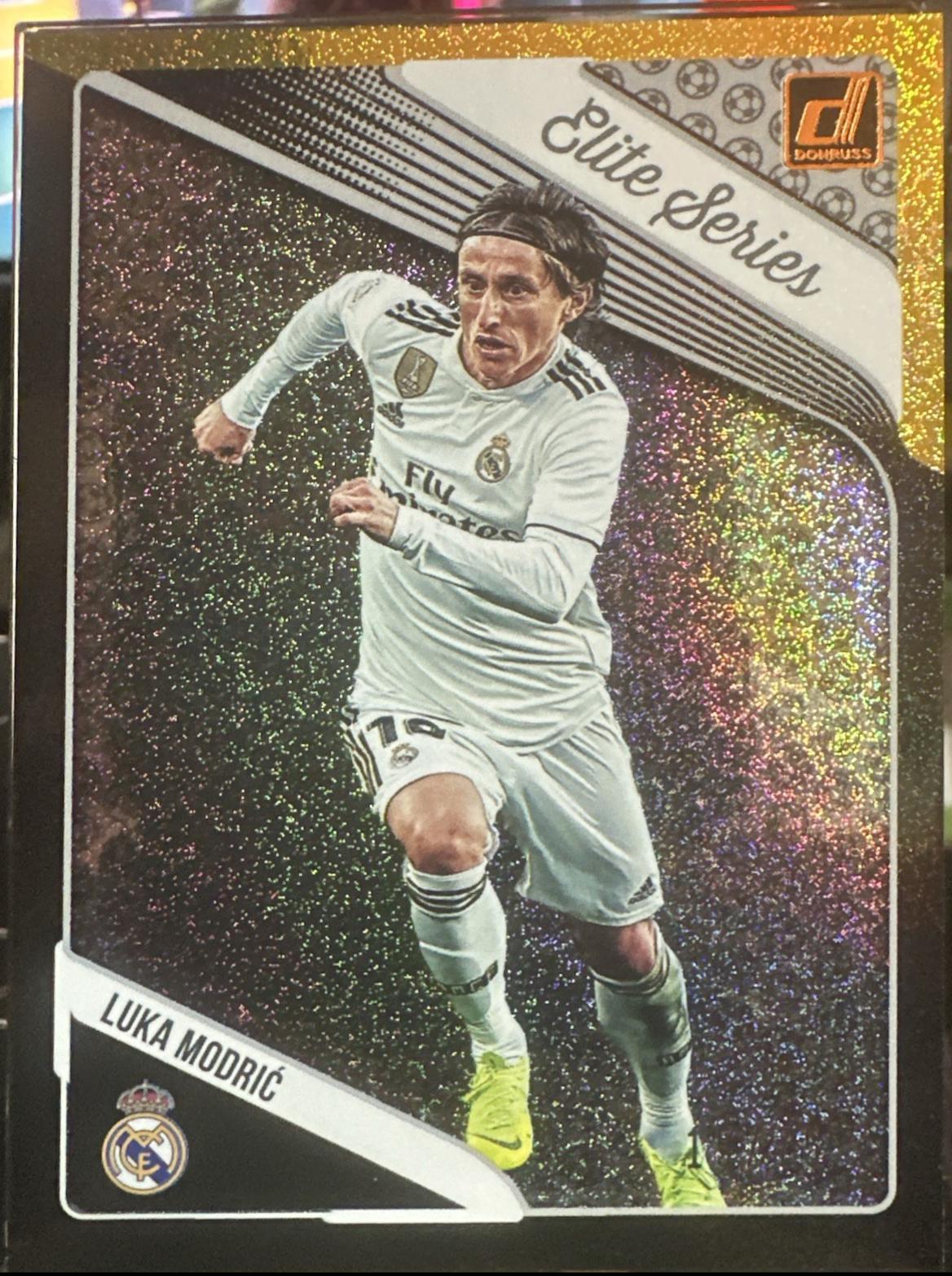 Luka Modric [Gold] #ES-7
