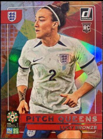Lucy Bronze #8